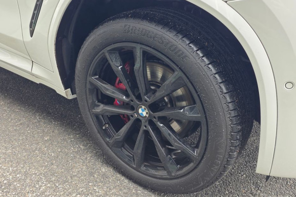 2025 BMW X4 с пробегом 5 034 км