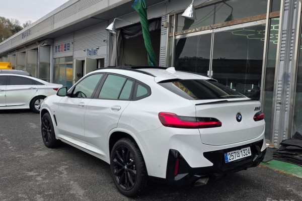 2025 BMW X4 с пробегом 5 034 км