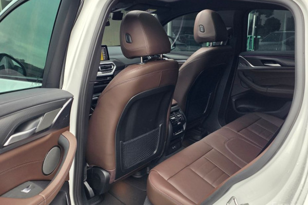 2025 BMW X4 с пробегом 5 034 км