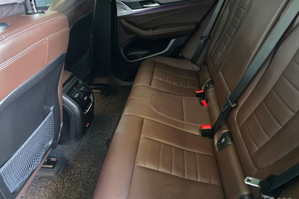 2024 BMW X4 с пробегом 25 900 км