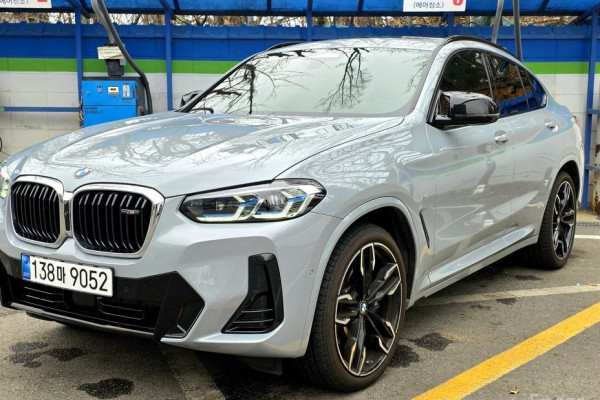 2025 BMW X4 с пробегом 13 466 км