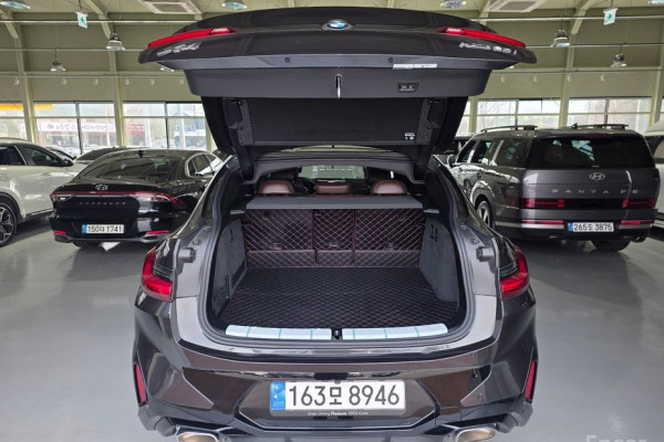 2024 BMW X4 с пробегом 25 900 км