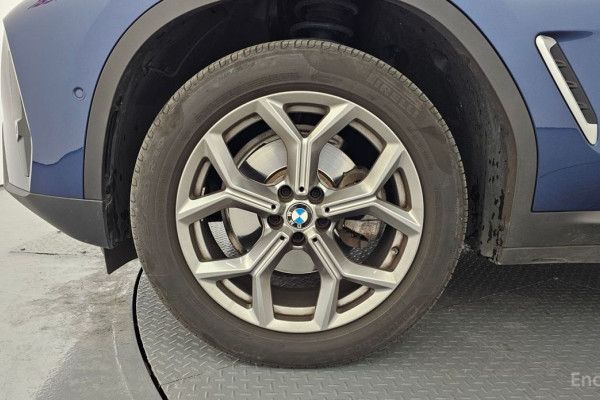 2023 BMW X4 с пробегом 28 094 км