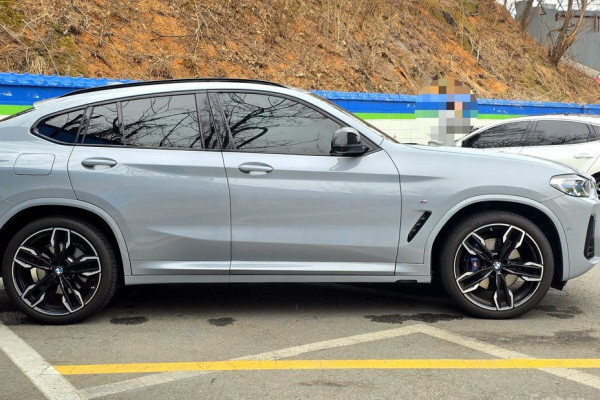 2025 BMW X4 с пробегом 13 466 км
