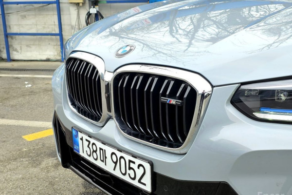 2025 BMW X4 с пробегом 13 466 км
