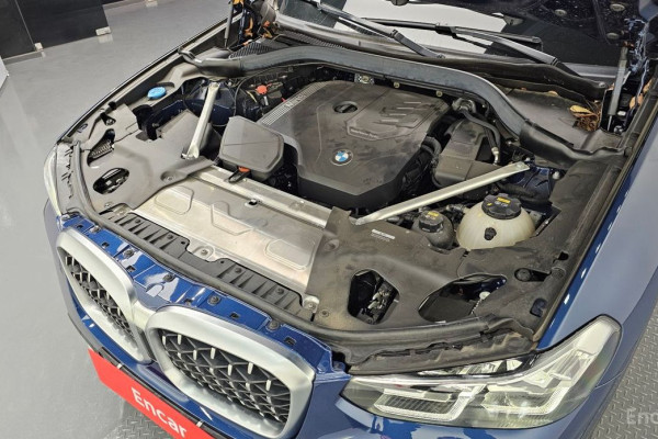 2023 BMW X4 с пробегом 28 094 км