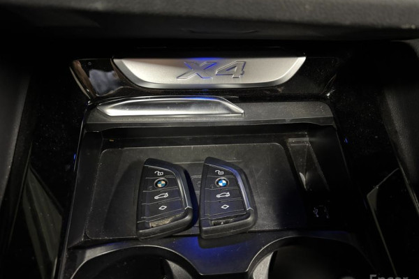 2023 BMW X4 с пробегом 42 046 км