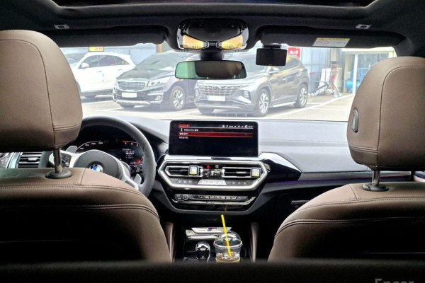 2025 BMW X4 с пробегом 13 466 км