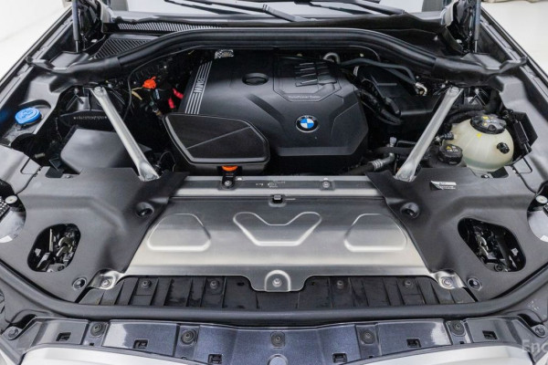 2023 BMW X4 с пробегом 45 429 км