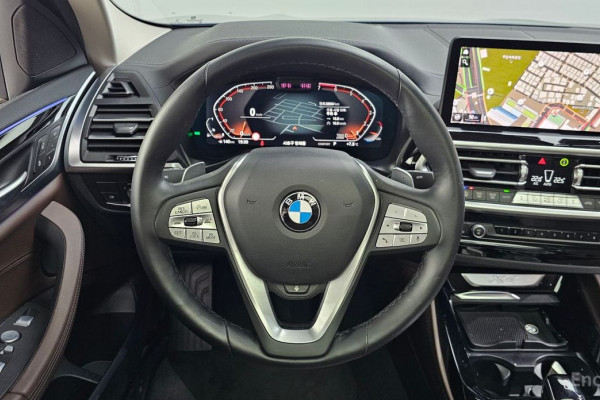 2023 BMW X4 с пробегом 28 094 км