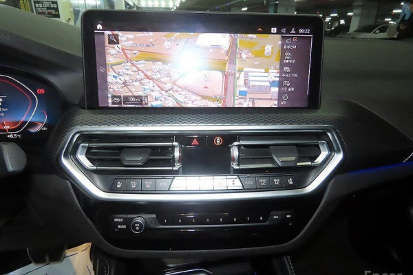 2023 BMW X4 с пробегом 30 829 км