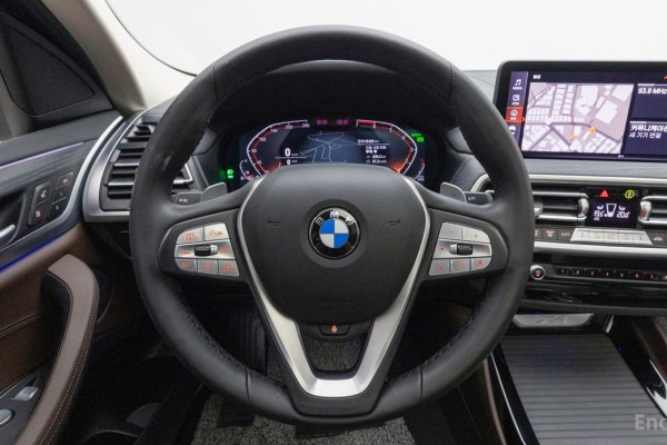 2023 BMW X4 с пробегом 45 429 км