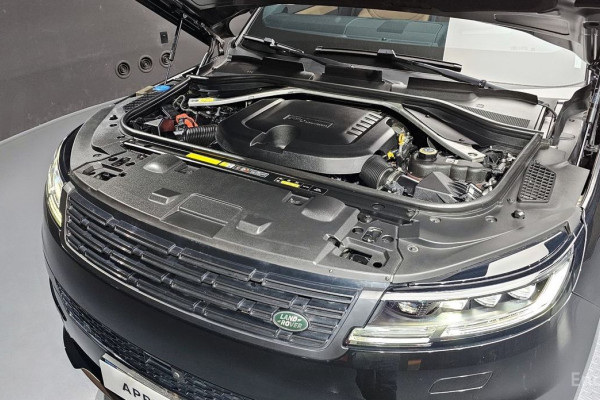 2022 Land Rover Range Rover Sport с пробегом 49 808 км