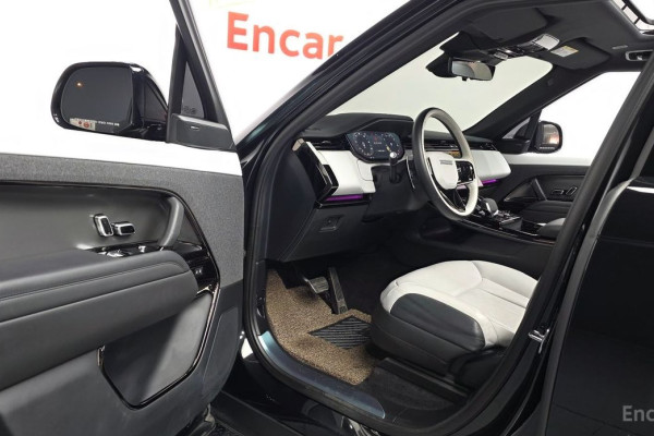 2023 Land Rover Range Rover Sport с пробегом 77 334 км