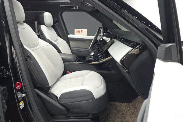 2023 Land Rover Range Rover Sport с пробегом 77 334 км