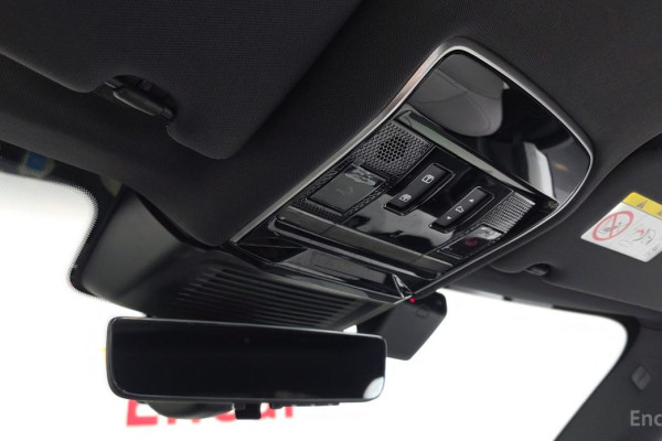 2023 Land Rover Range Rover Sport с пробегом 77 334 км