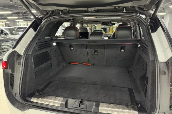 2023 Land Rover Range Rover Sport с пробегом 13 700 км