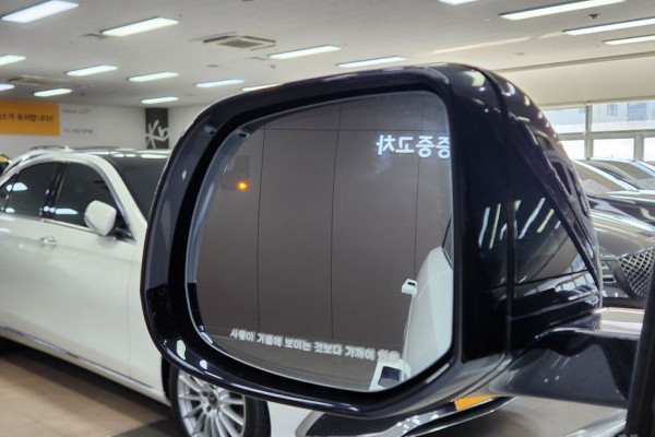 2023 Land Rover Range Rover Sport с пробегом 51 557 км