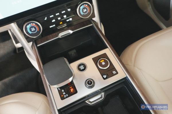 2023 Land Rover Range Rover с пробегом 26 700 км