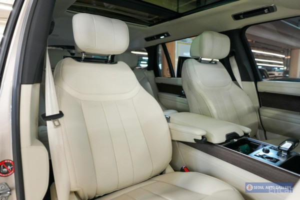 2023 Land Rover Range Rover с пробегом 26 700 км