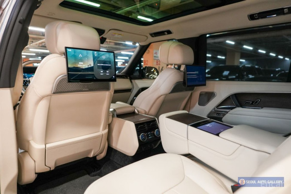 2023 Land Rover Range Rover с пробегом 26 700 км