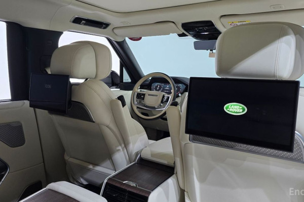 2023 Land Rover Range Rover с пробегом 40 457 км