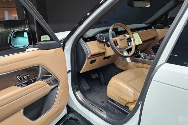 2023 Land Rover Range Rover с пробегом 97 649 км