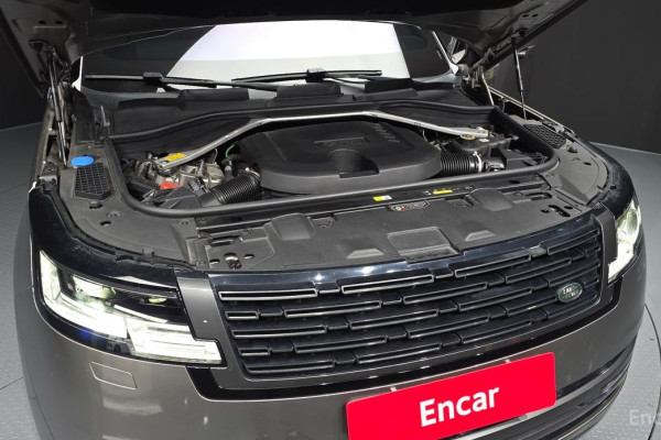 2023 Land Rover Range Rover с пробегом 27 406 км