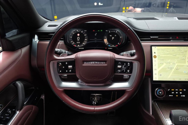 2023 Land Rover Range Rover с пробегом 27 406 км