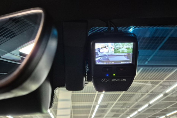 2023 Lexus ES с пробегом 40 005 км