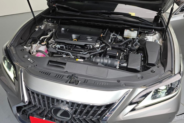 2023 Lexus ES с пробегом 35 797 км