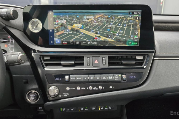 2023 Lexus ES с пробегом 35 797 км