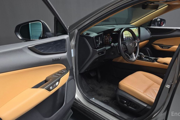 2023 Lexus NX с пробегом 44 230 км