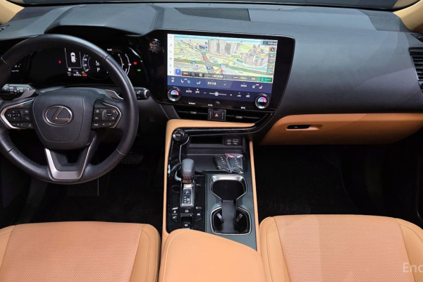 2023 Lexus NX с пробегом 44 230 км