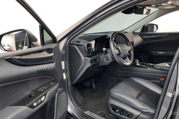 2023 Lexus NX с пробегом 100 293 км