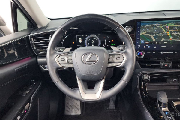 2023 Lexus NX с пробегом 100 293 км