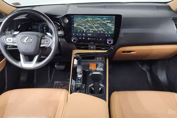 2023 Lexus NX с пробегом 42 797 км