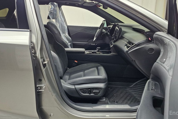 2023 Lexus RX с пробегом 28 974 км