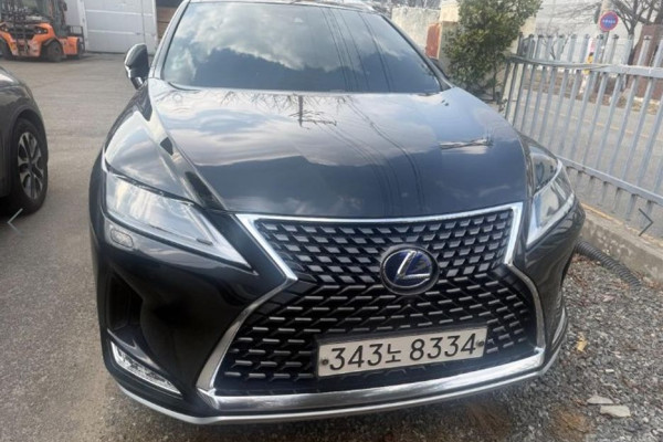 2022 Lexus RX с пробегом 97 427 км
