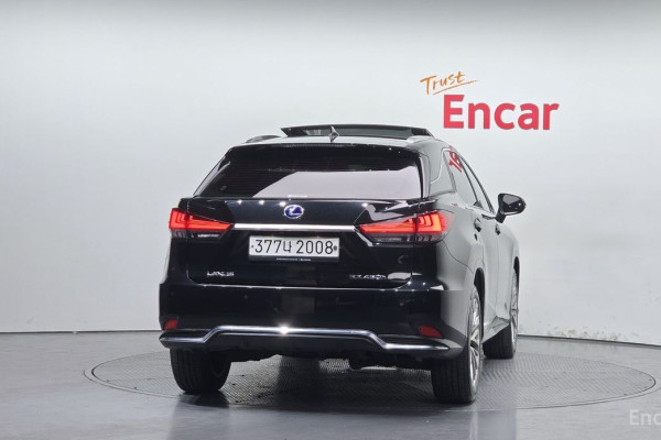 2022 Lexus RX с пробегом 86 353 км