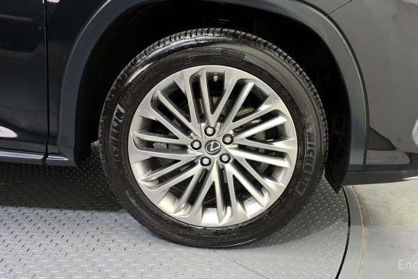 2022 Lexus RX с пробегом 86 353 км