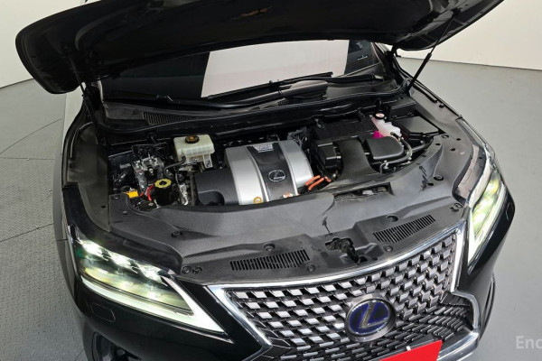 2022 Lexus RX с пробегом 86 353 км