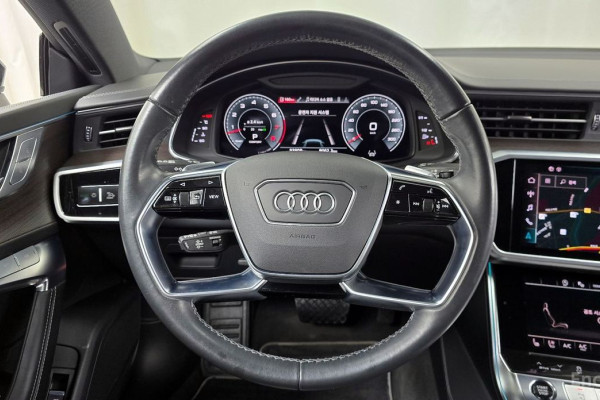 2022 Audi A7 с пробегом 93 908 км
