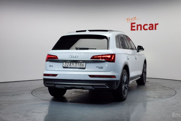 2022 Audi Q5 с пробегом 30 985 км