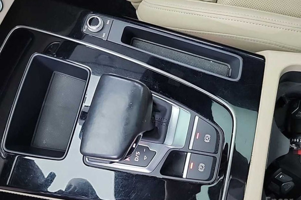 2022 Audi Q5 с пробегом 253 626 км