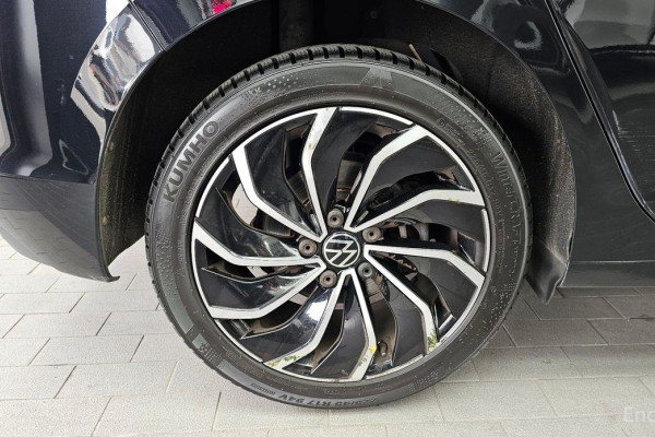 2022 Volkswagen Golf с пробегом 86 024 км