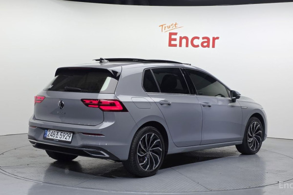 2022 Volkswagen Golf с пробегом 31 337 км