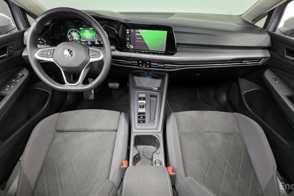 2022 Volkswagen Golf с пробегом 31 337 км