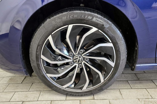 2022 Volkswagen Golf с пробегом 48 614 км