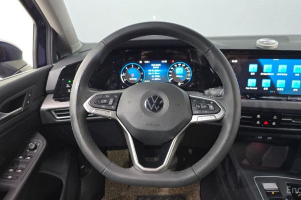 2022 Volkswagen Golf с пробегом 80 694 км